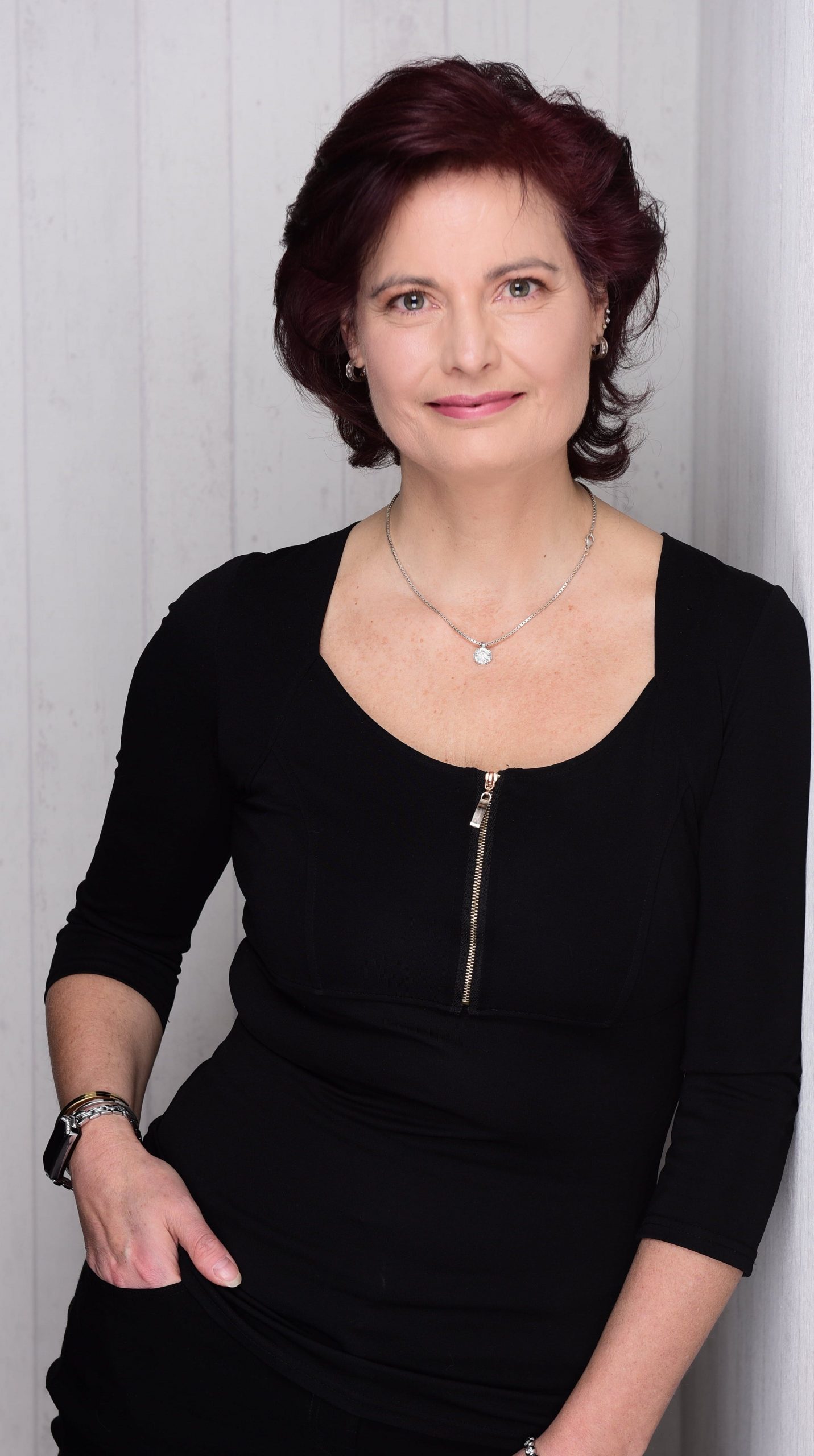 Dr. Susanna Wallis